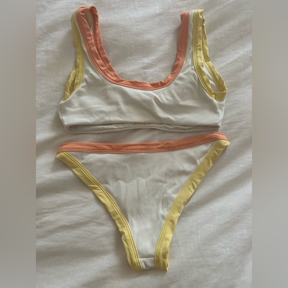 L Space Ribbed Vacay Bikini - Picture 7 of 9